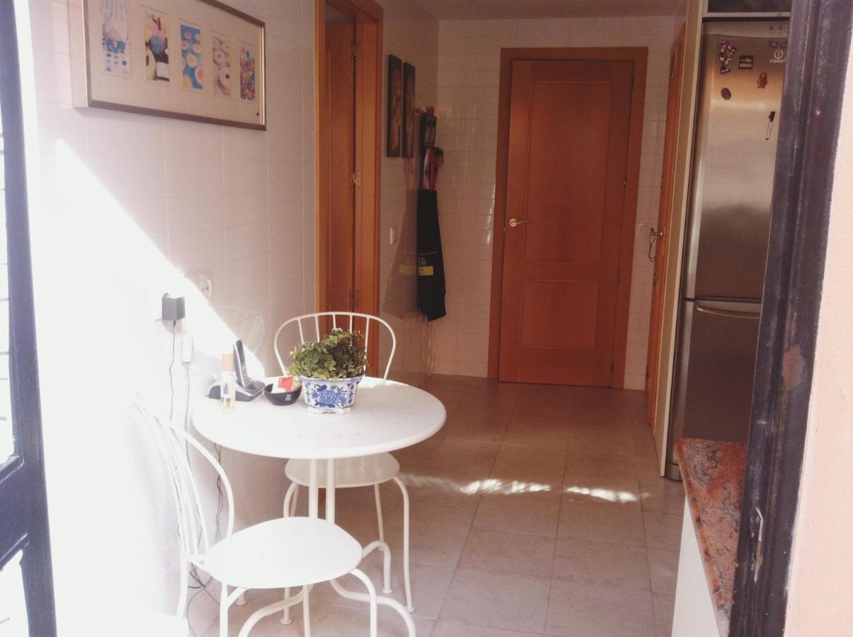 3 La Casa De Marilo Apartment Tomares Ngoại thất bức ảnh