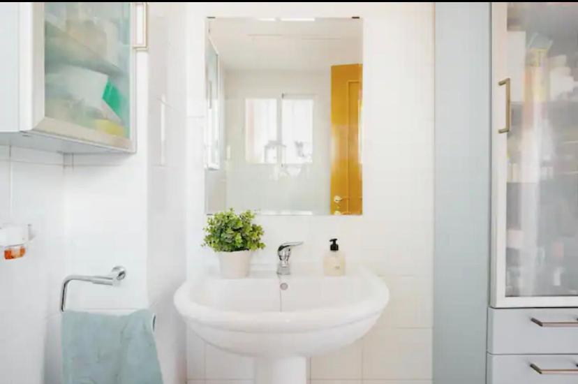 3 La Casa De Marilo Apartment Tomares Ngoại thất bức ảnh