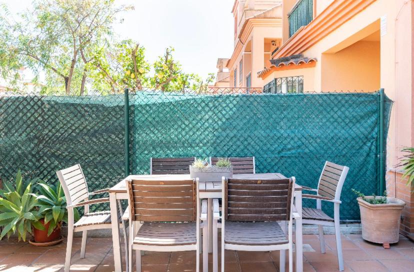 3 La Casa De Marilo Apartment Tomares Ngoại thất bức ảnh